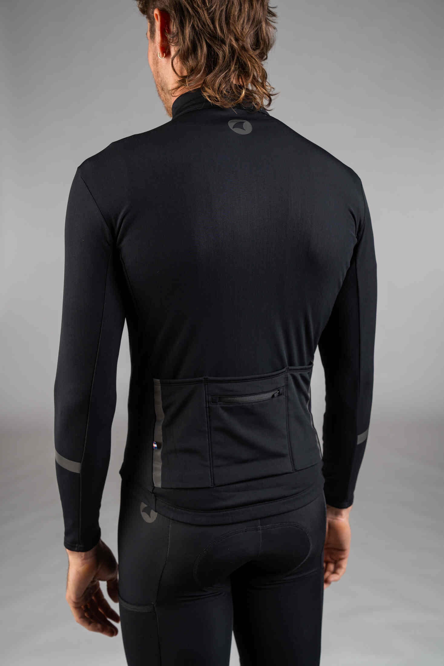 Men's Black Alpine Thermal Cycling Jersey - Back Close-Up