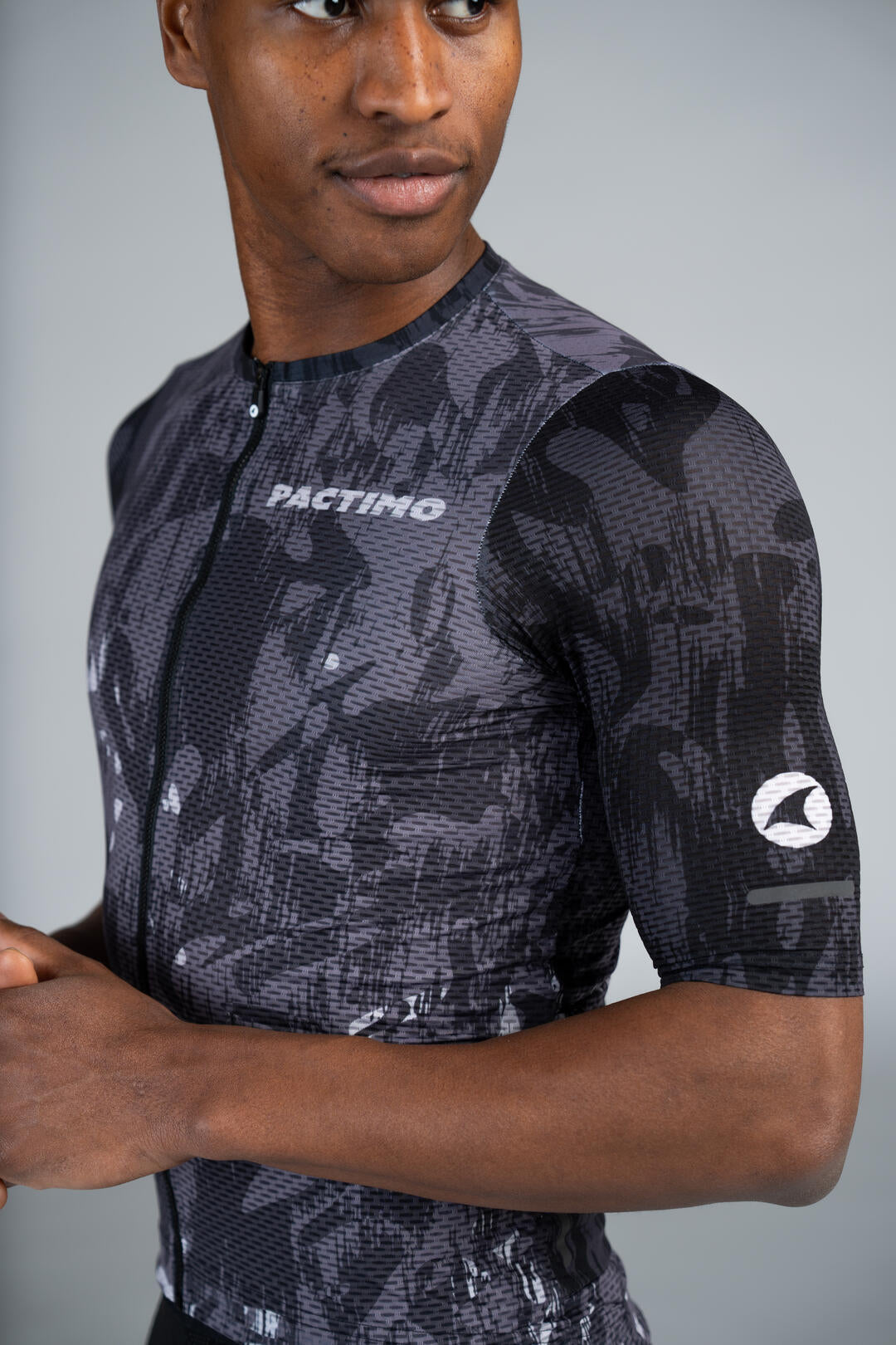 Men's Range Aero Mesh Cargo Jersey