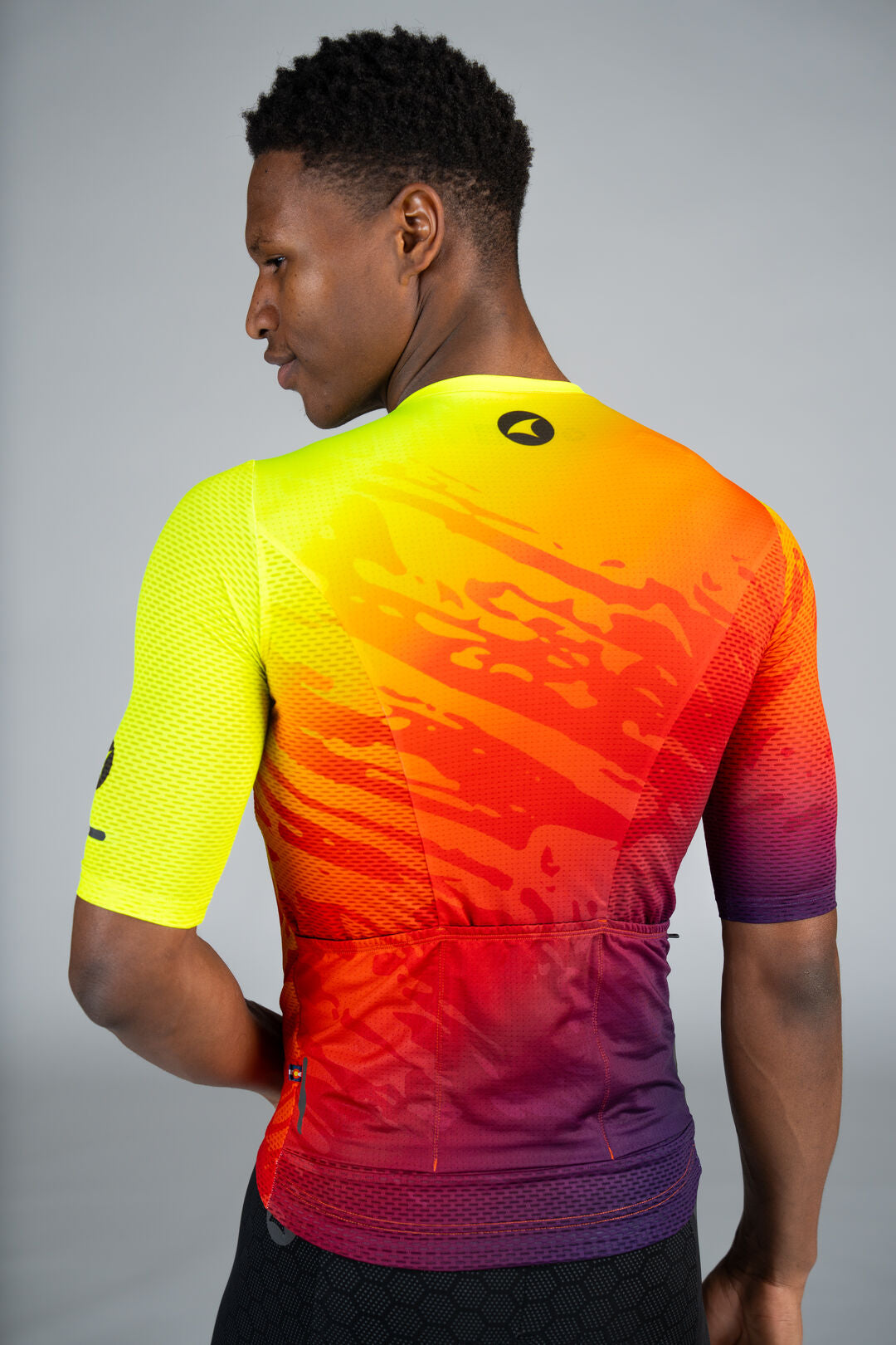 Men's Ombre Mesh Cycling Jersey - Back Pockets