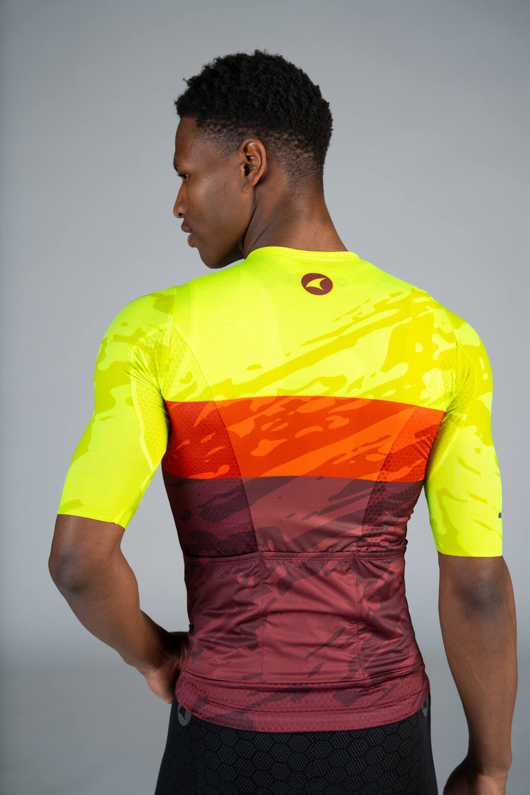 Men's Summit Aero High-Viz Stripe Cycling Jersey - Back Pockets