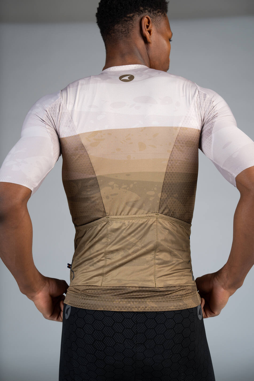 Men's Summit Aero Sand Dune Stripe Cycling Jersey - Back Pockets