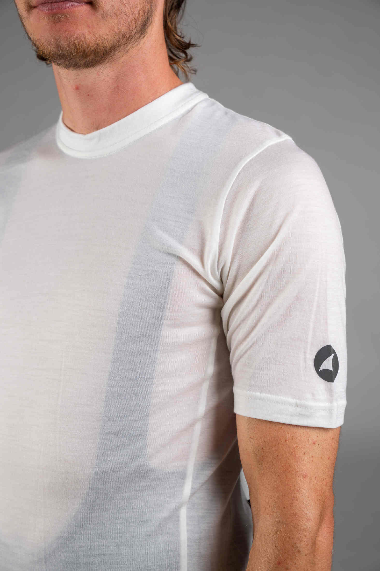 Men's White Merino MTB Tee - Sleeve Close-Up