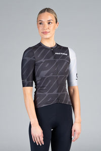 Women's Black Flyte Cycling Jersey - Front View