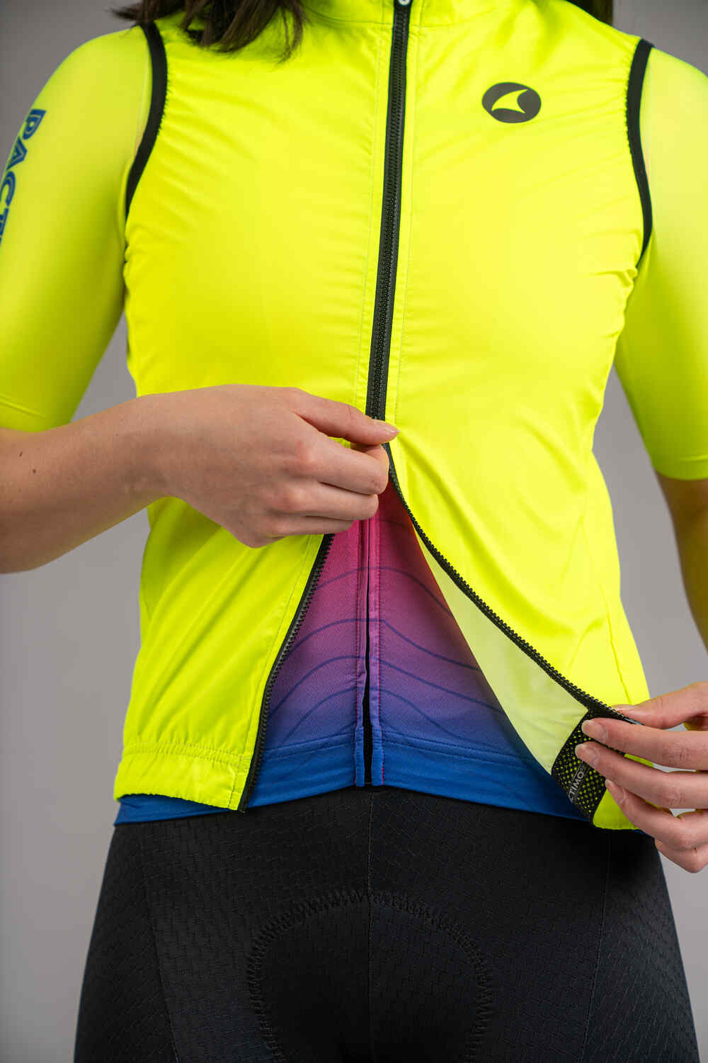 Women's Divide Wind Vest