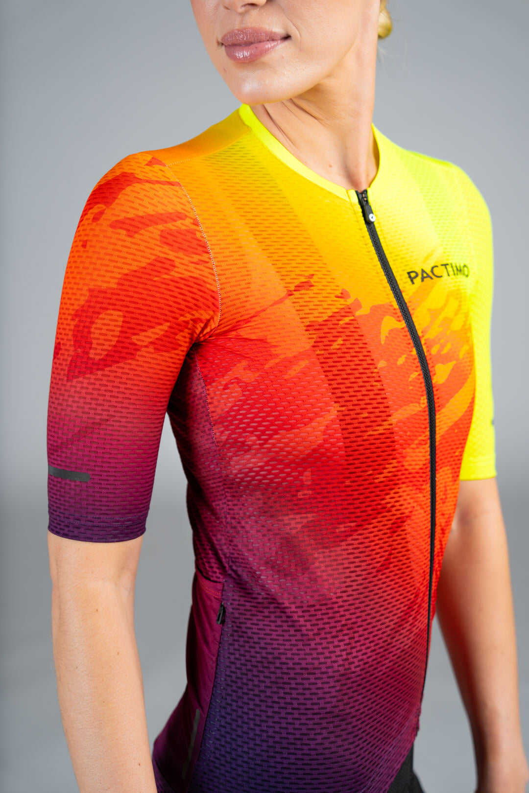 Women's Ombre Mesh Cycling Jersey - Side View