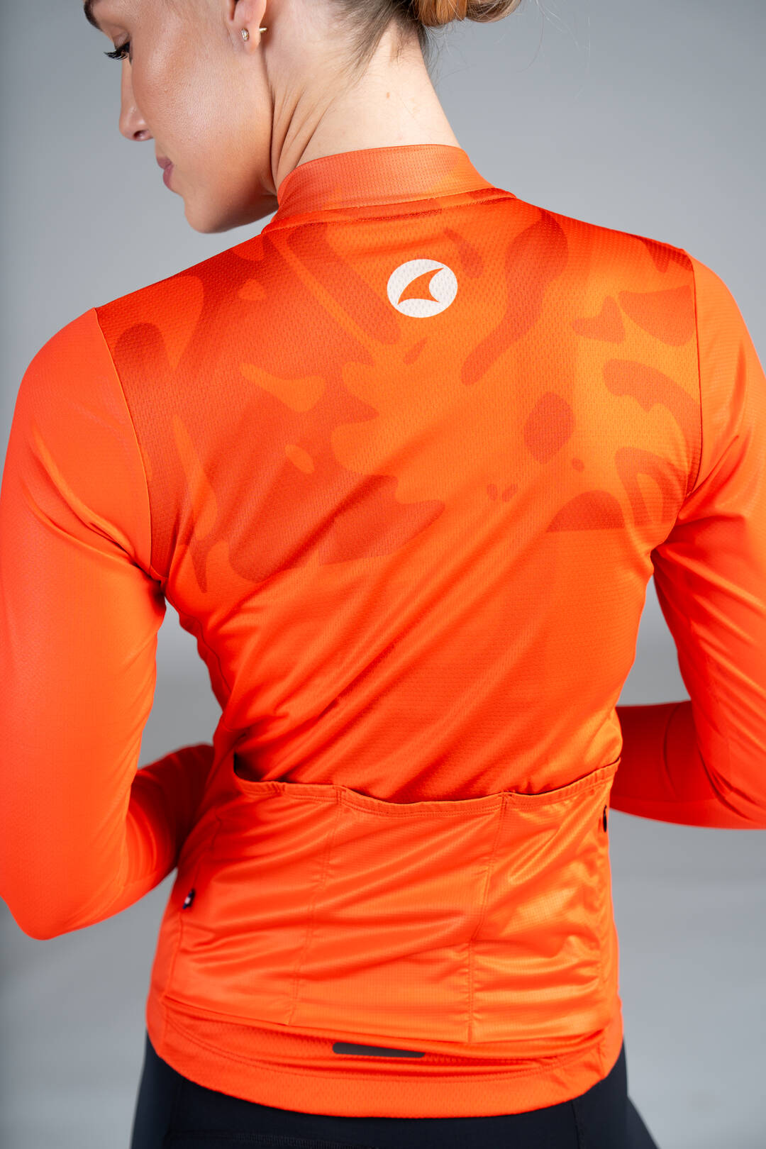 Women's Red Aero Long Sleeve Cycling Jersey - Back Close-Up