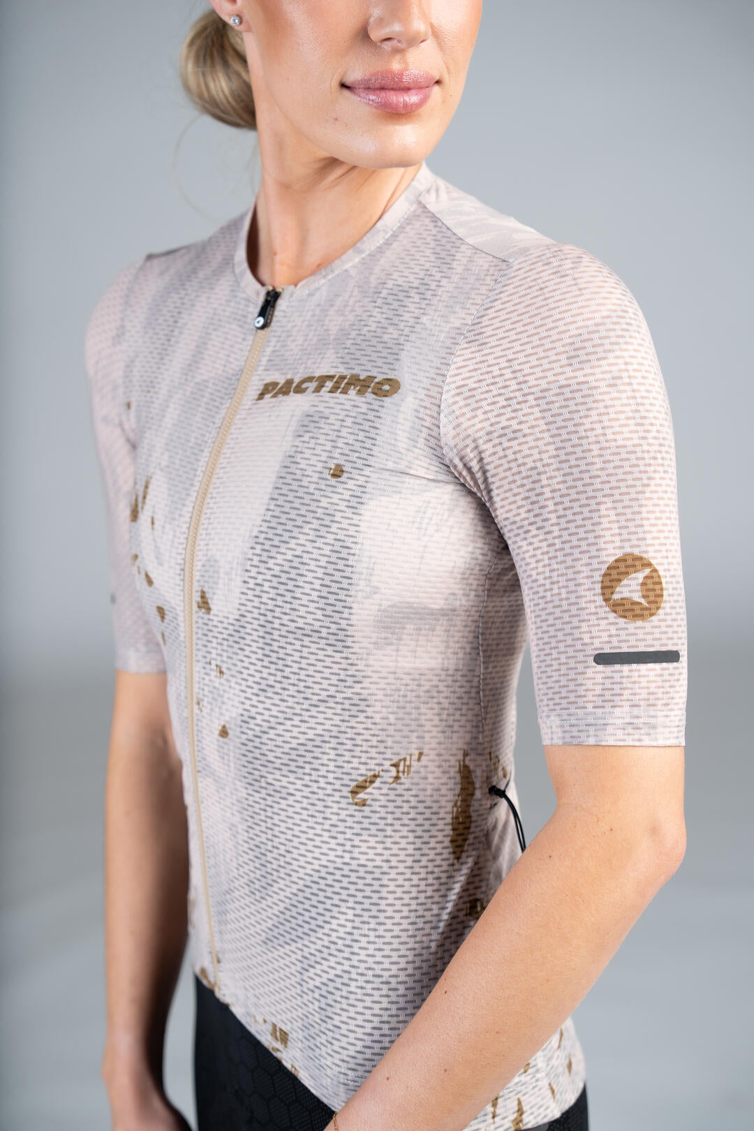 Women's White Mesh Gravel Cycling Jersey - Sleeve