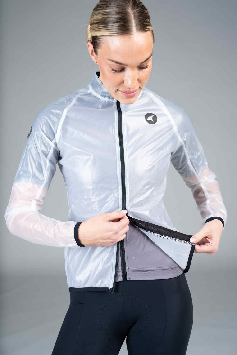 Women's Packable Cycling Rain Jacket - Two-Way Zipper