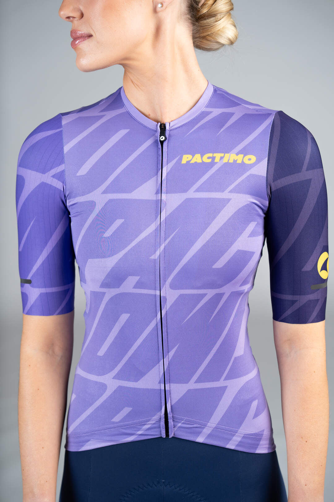 Women's Purple Flyte Cycling Jersey - Front Close-Up